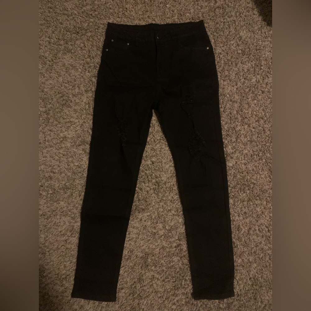 Men’s Black Ripped Jeans Size 32
